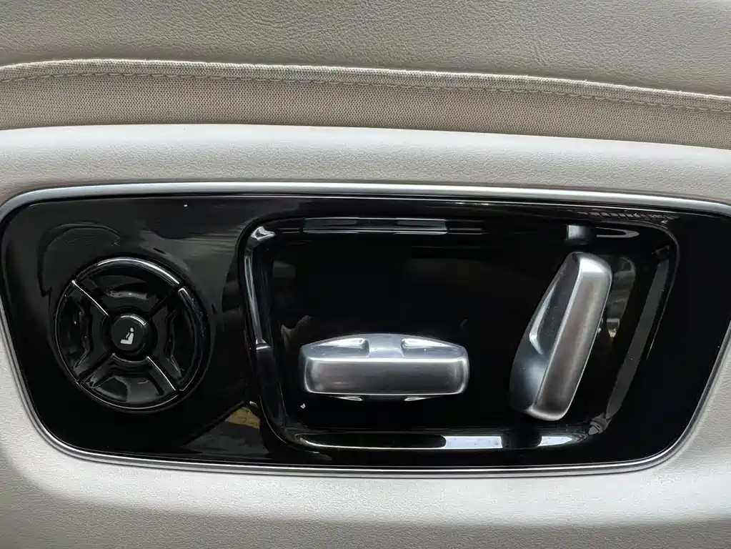 Li Auto Li L9 — миниатюра 13