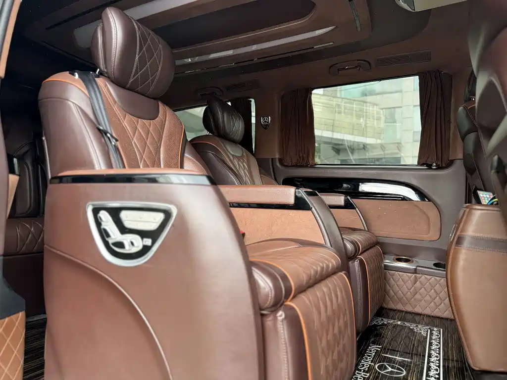 Mercedes-Benz Vito — миниатюра 16