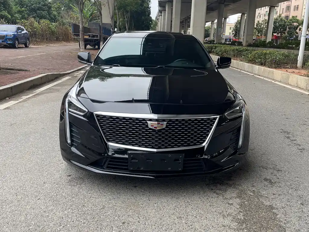 CADILLAC CT6
