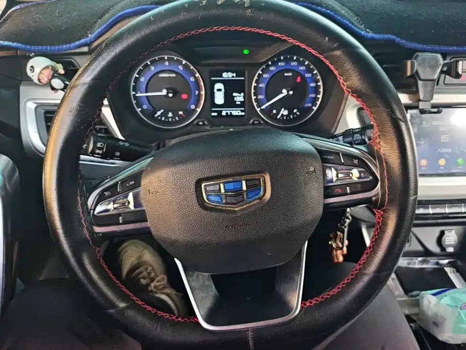 Geely Vision X3 — миниатюра 15