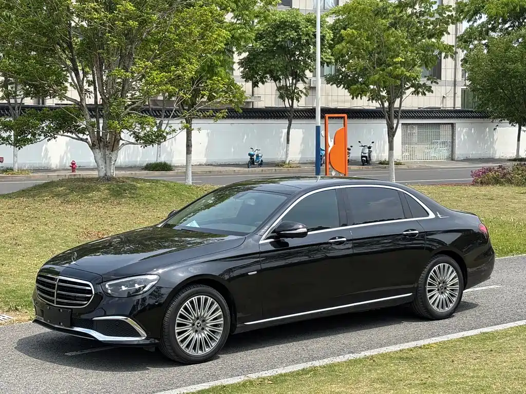 Mercedes-Benz E-Class 2020