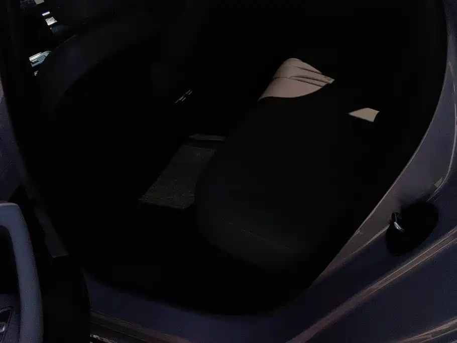 Roewe M7 DMH — миниатюра 11