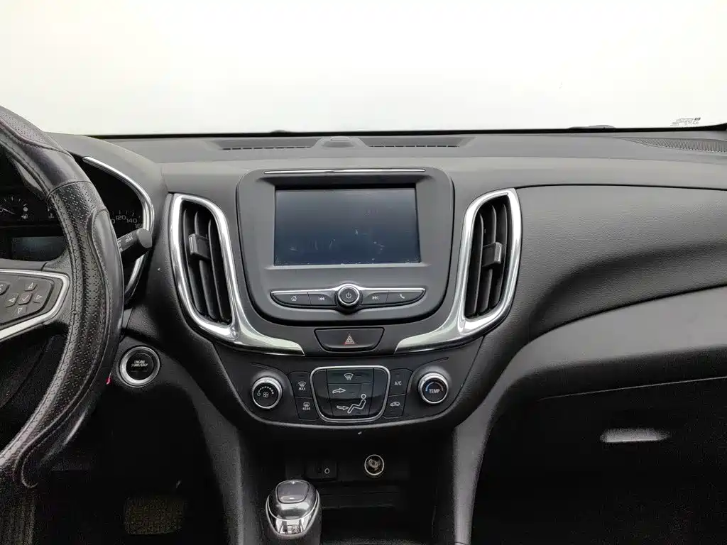 Chevrolet Equinox — миниатюра 12