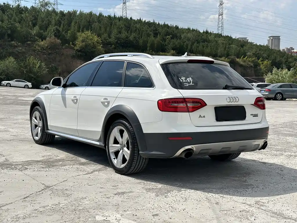 Audi A4 (Import) — миниатюра 7