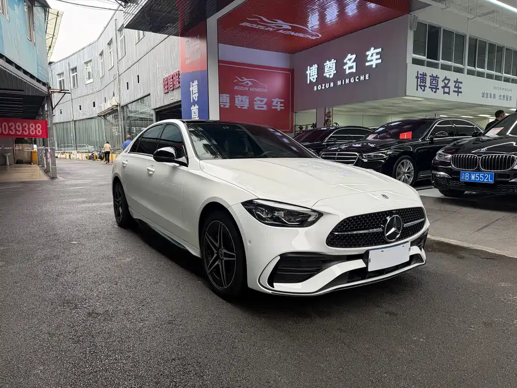 Mercedes-Benz C-Class — миниатюра 3