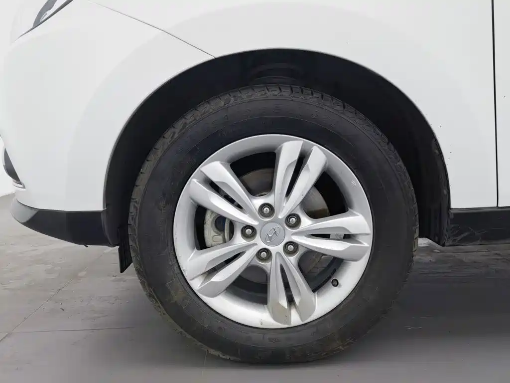 Hyundai ix35 — миниатюра 17