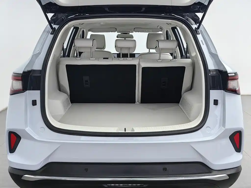 Wuling Xingchen — миниатюра 16