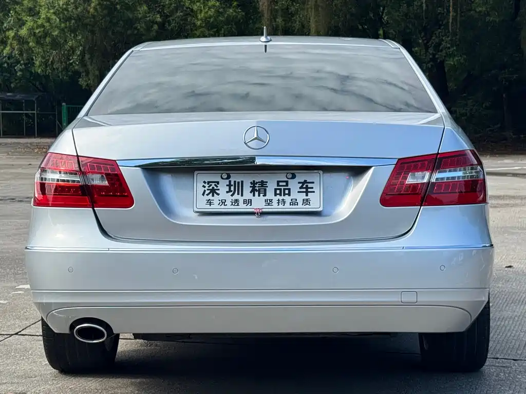 Mercedes-Benz E-Class — миниатюра 5