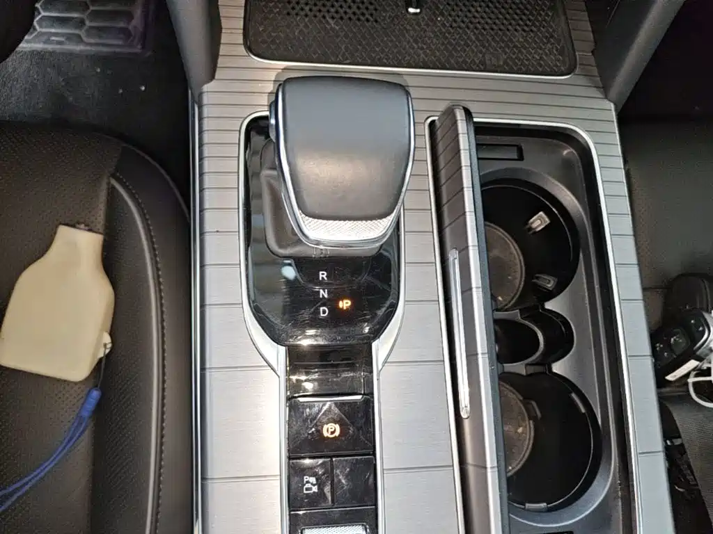 Hongqi Hongqi HS7 PHEV — миниатюра 14