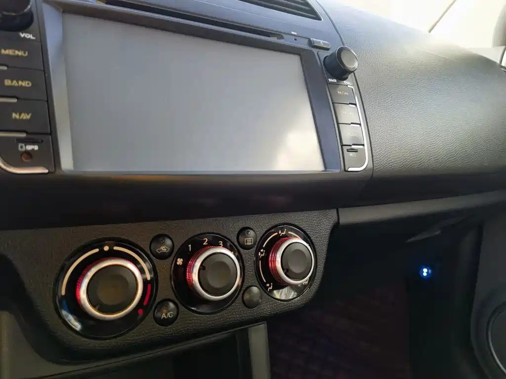 Suzuki Swift — миниатюра 14