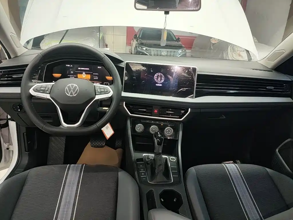 Volkswagen Sagitar — миниатюра 10