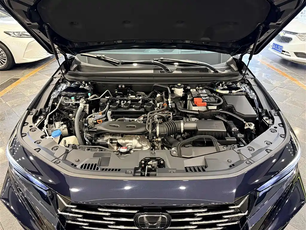 Honda Accord — миниатюра 26