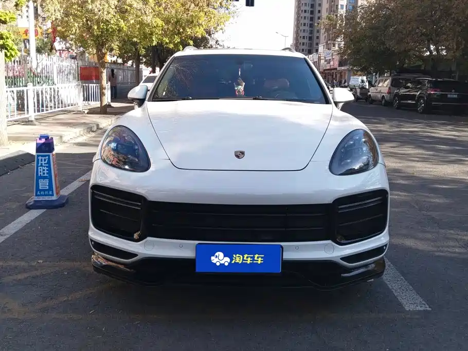 Porsche Cayenne — миниатюра 2