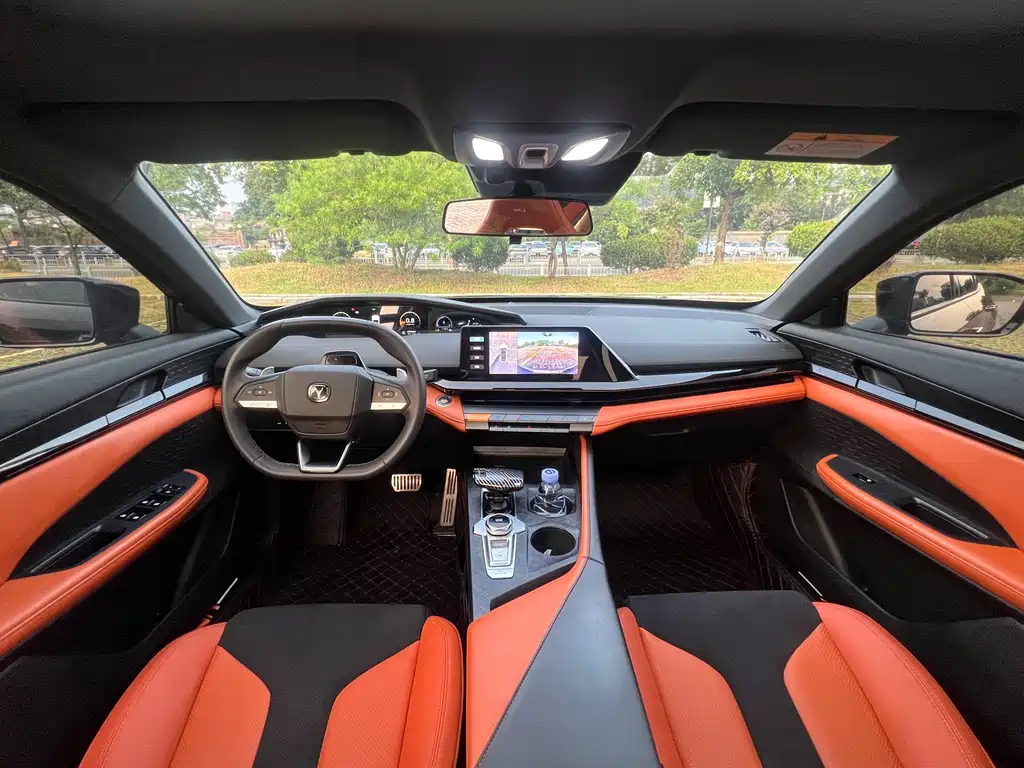 Changan UNI-V — миниатюра 6