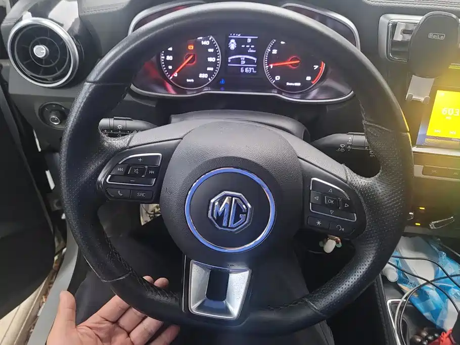 MG ZS — миниатюра 15