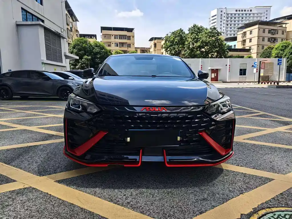 DONGFENG YI HYUN MAX