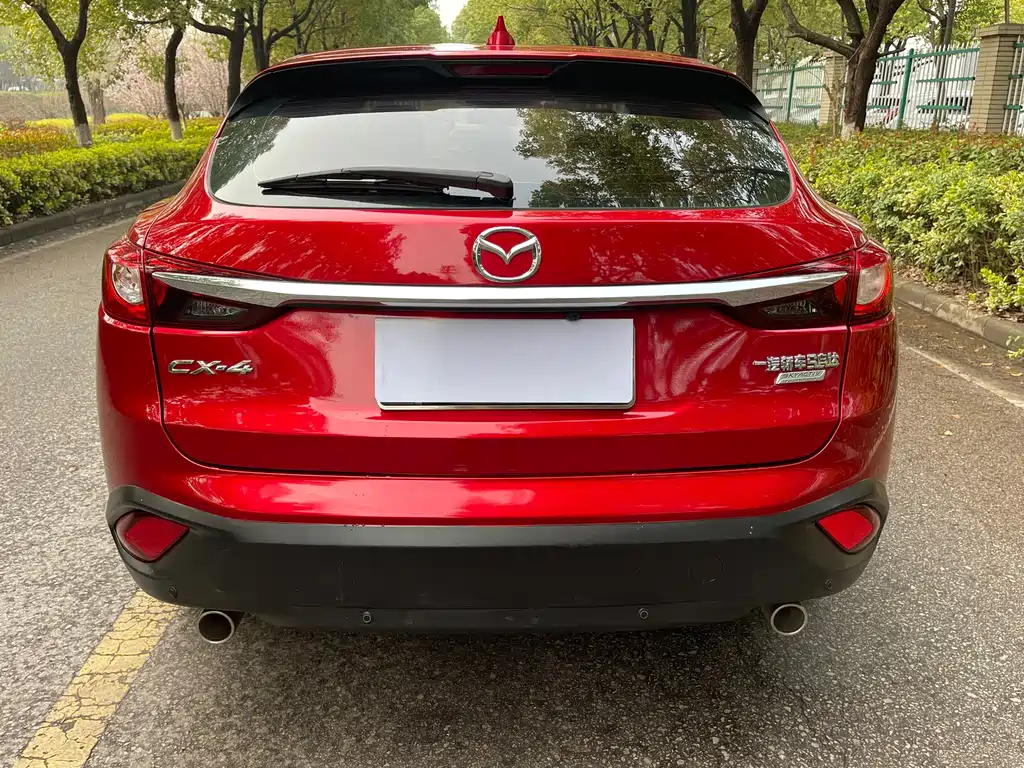MAZDA CX 4