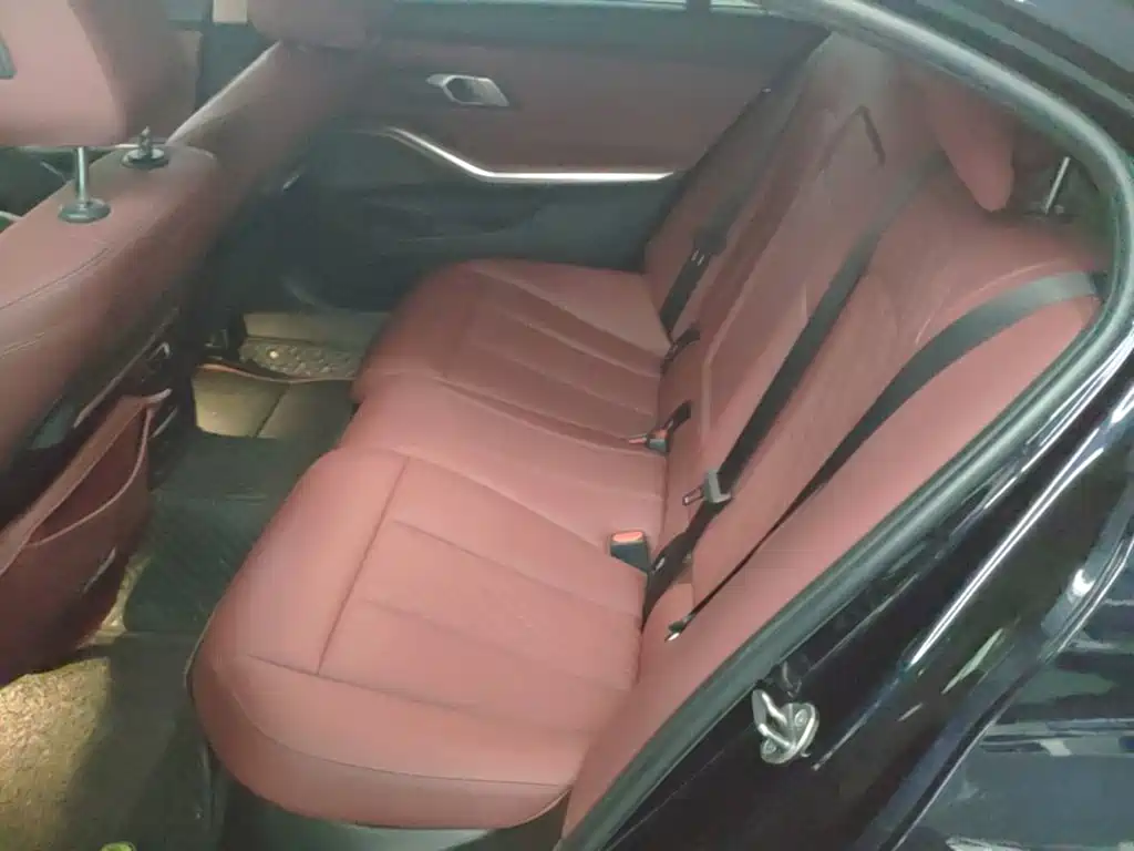 BMW 3 Series — миниатюра 17