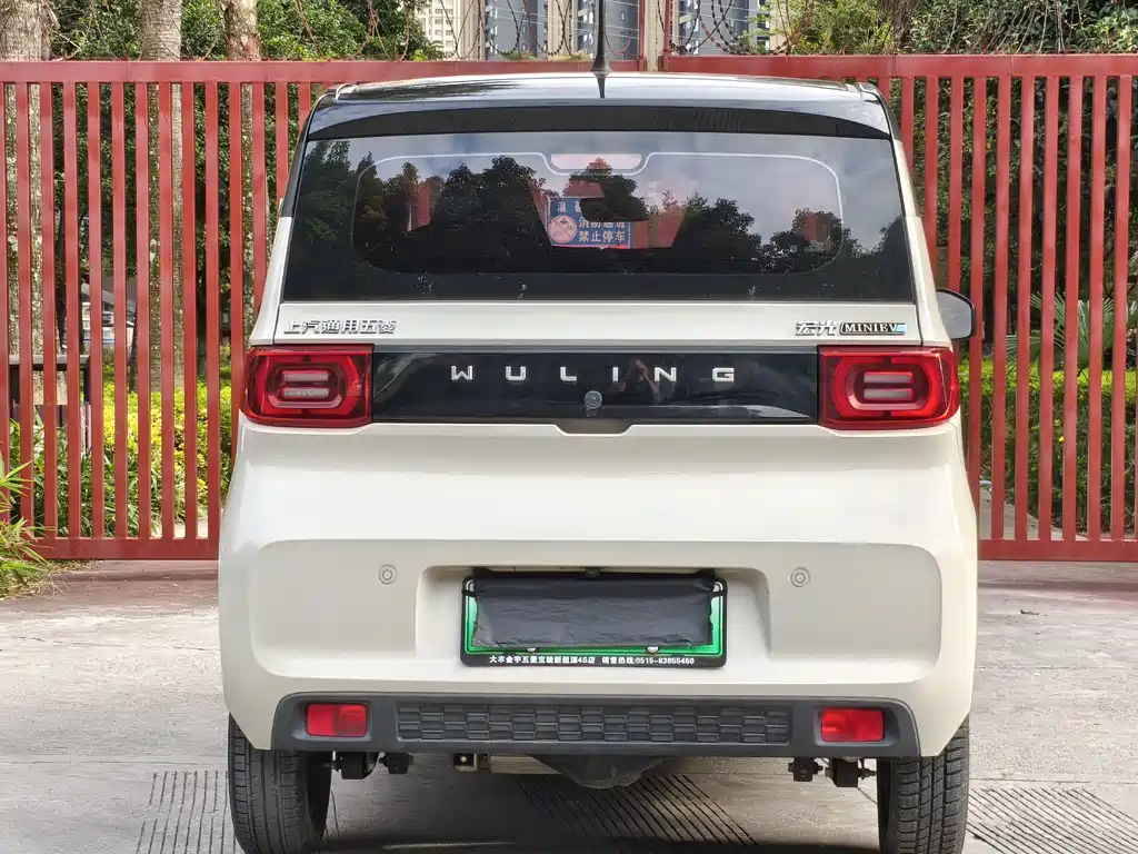 Wuling MINIEV — миниатюра 15
