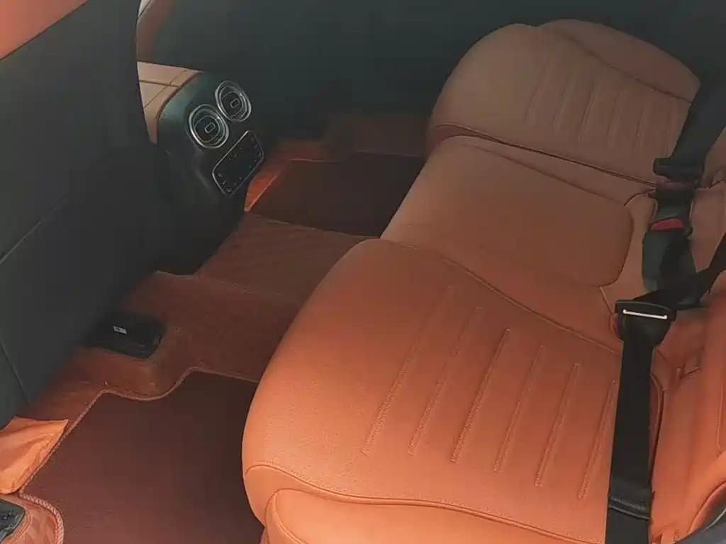 Mercedes-Benz GLC — миниатюра 7