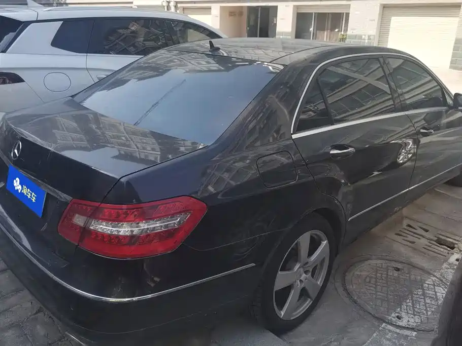 Mercedes-Benz E-Class — миниатюра 3
