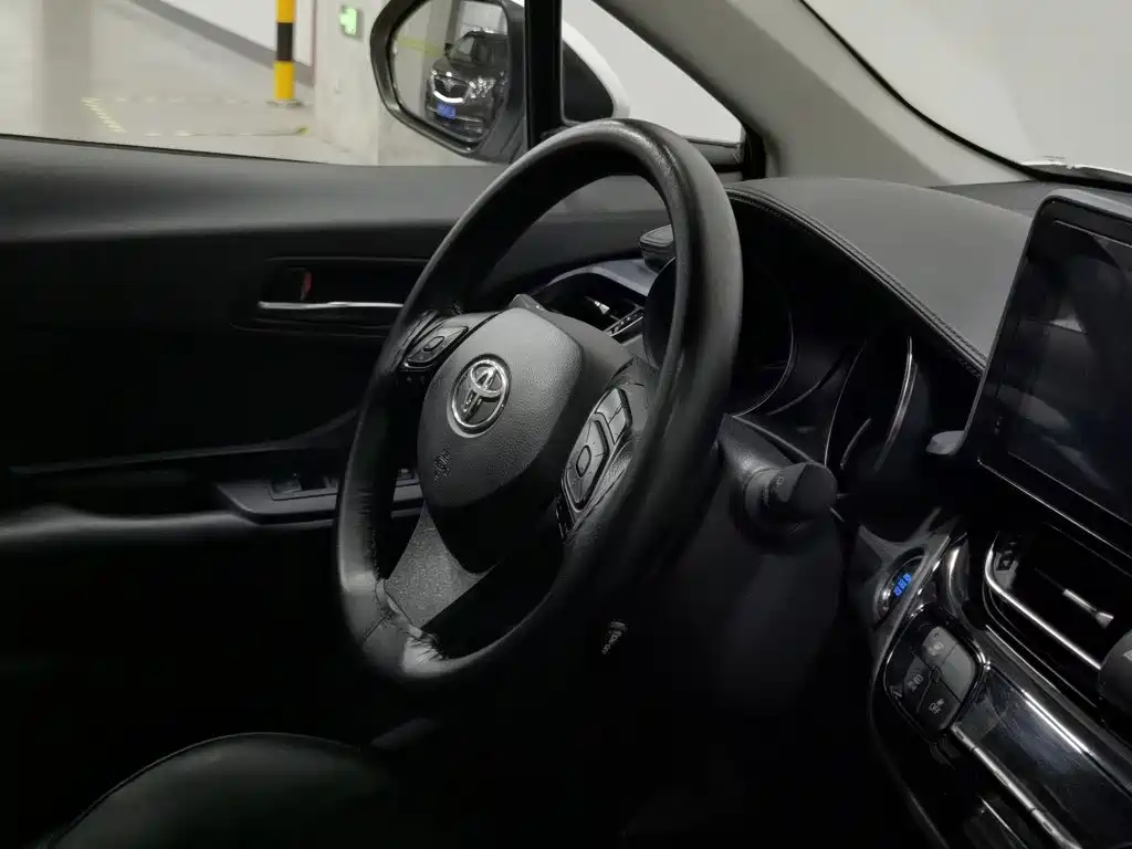 Toyota IZOA — миниатюра 22