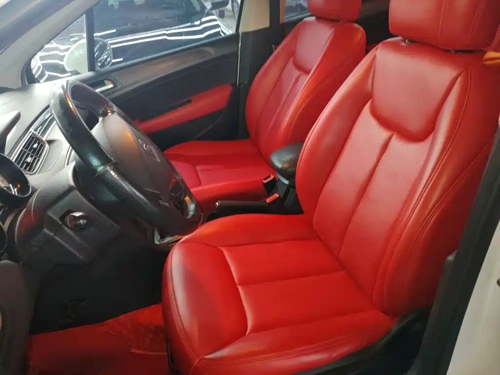 Peugeot 308 — миниатюра 16