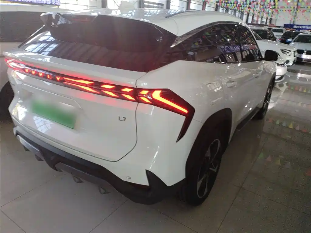 GEELY GALAXY GALAXY L7