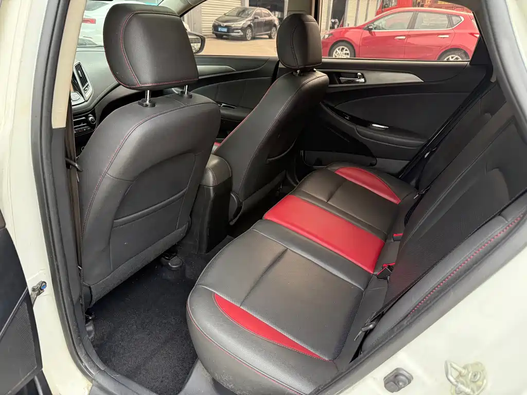 Changan Eado XT — миниатюра 10