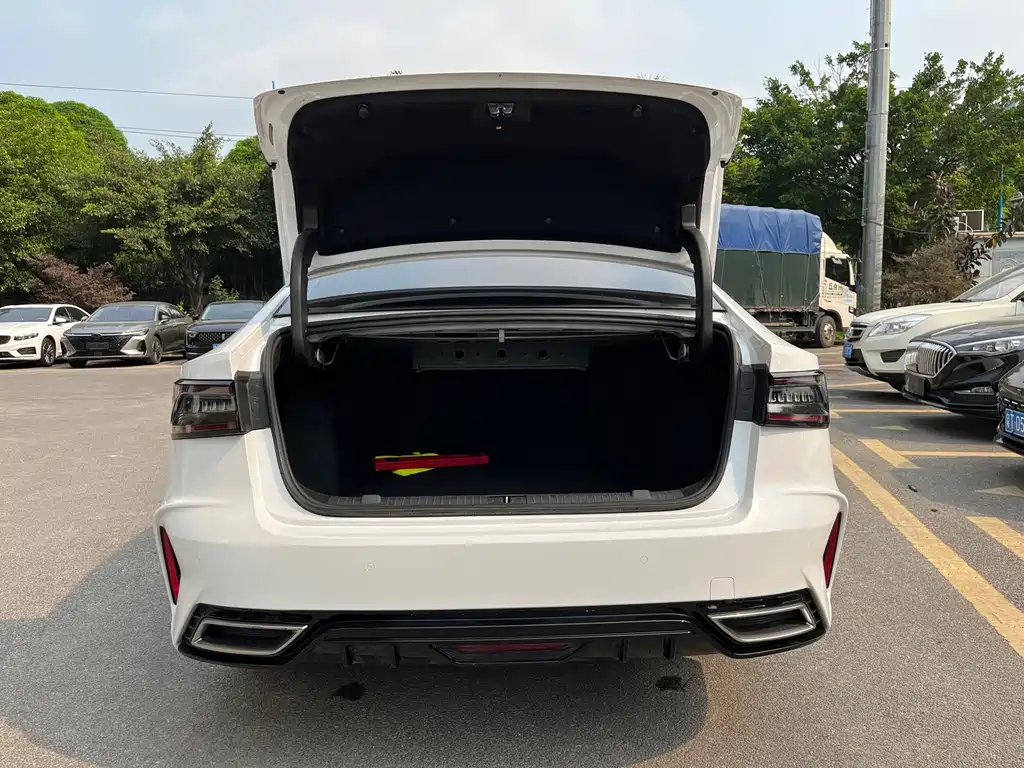 Chery Arrizo 8 — миниатюра 12