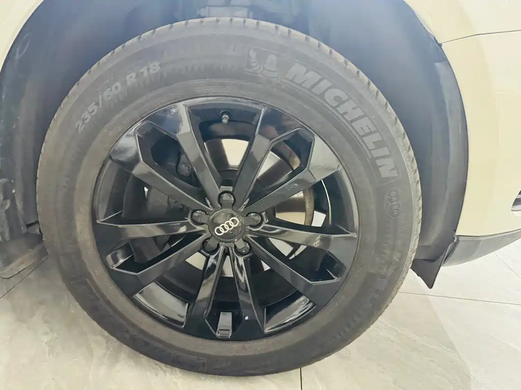 Audi Q5 — миниатюра 14