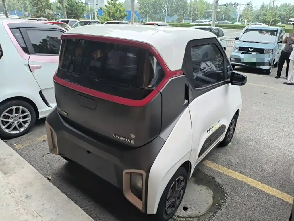 Baojun E200 — миниатюра 7