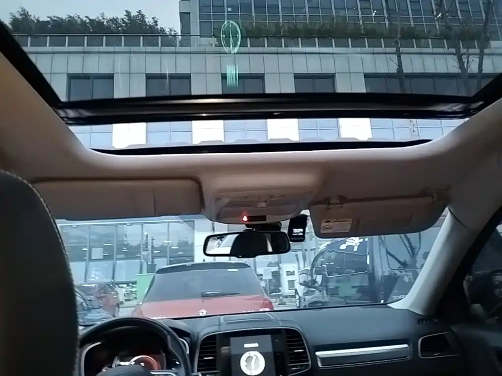 Renault Koleos — миниатюра 18