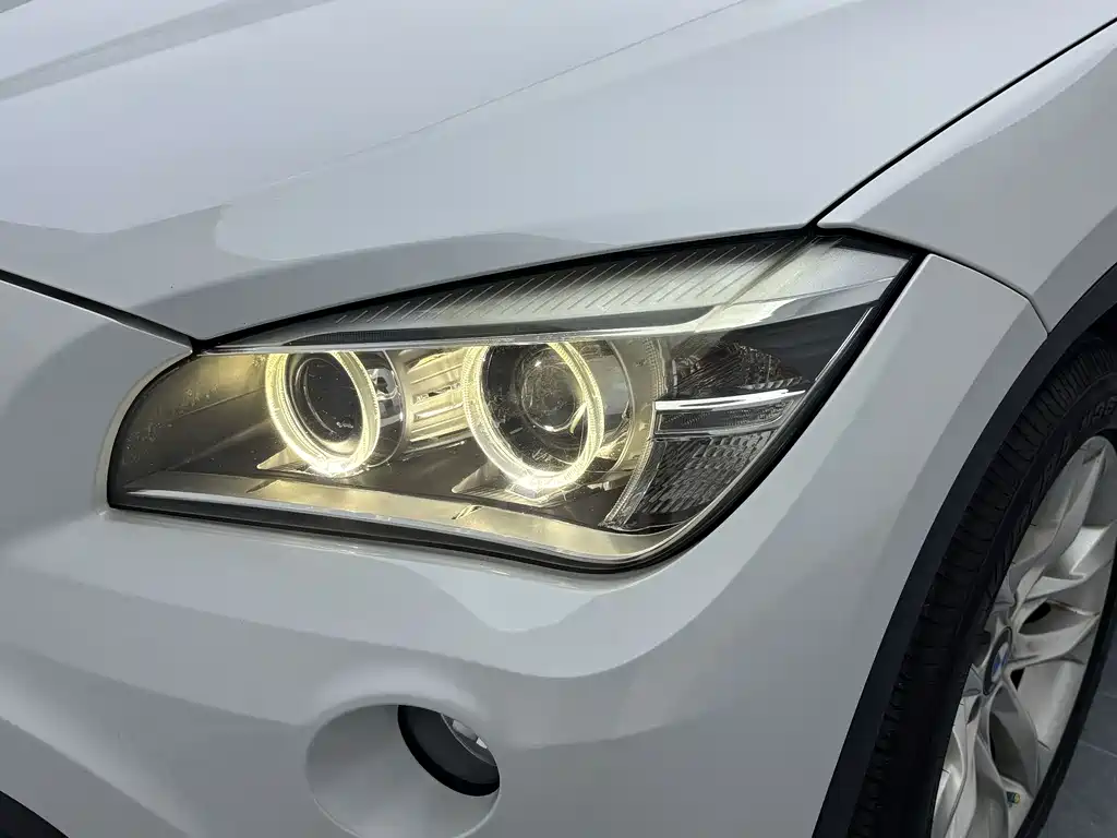 BMW X1 — миниатюра 10