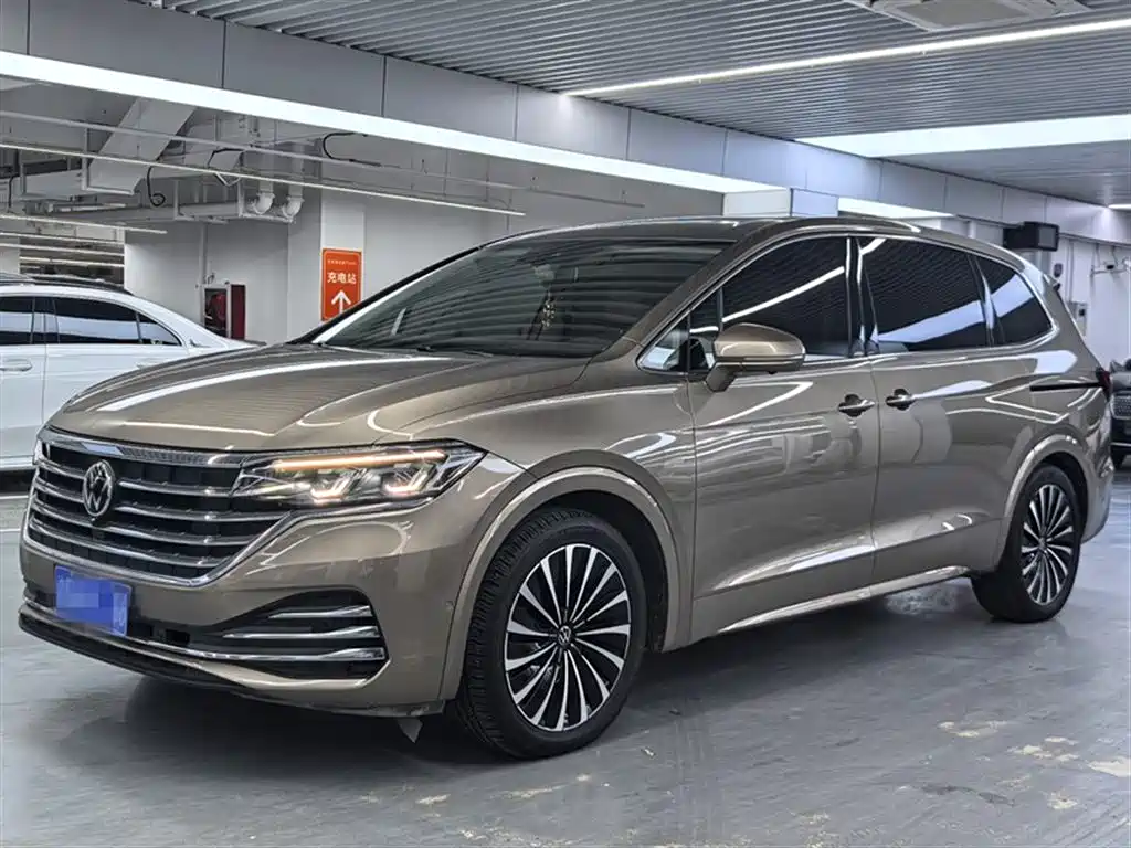 Volkswagen Viloran 2020