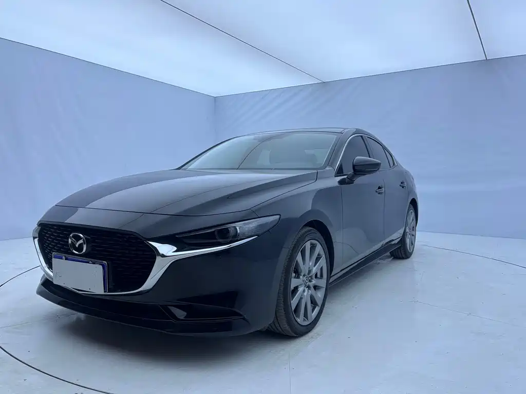 Mazda 3 Axela 2022