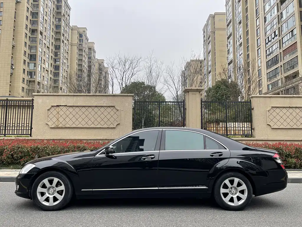 Mercedes-Benz S-Class — миниатюра 4