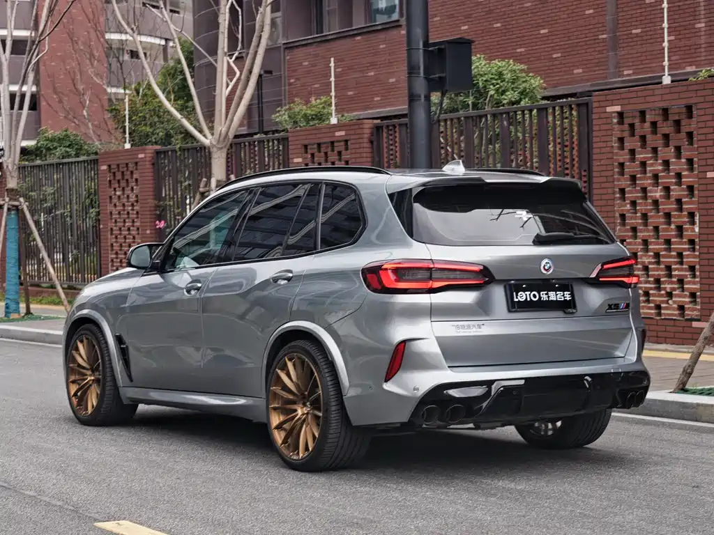 BMW X5 M