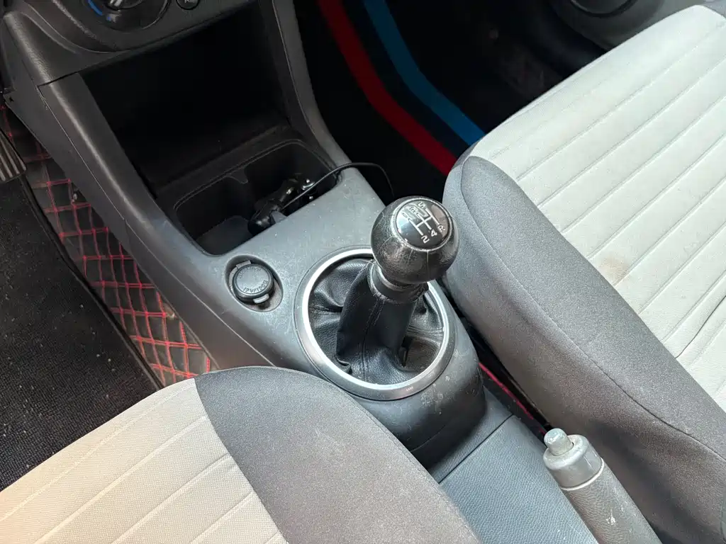 Suzuki Swift — миниатюра 9