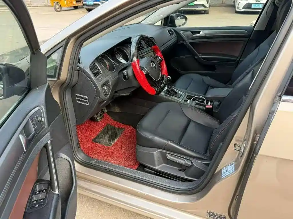 Volkswagen Golf — миниатюра 3