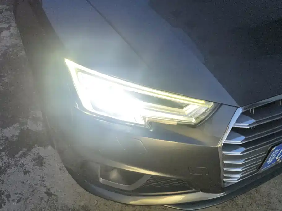 Audi A4L — миниатюра 5