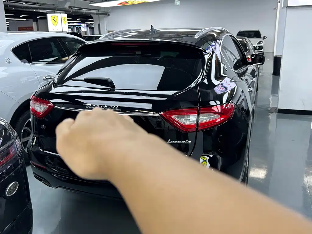 Maserati Levante — миниатюра 16