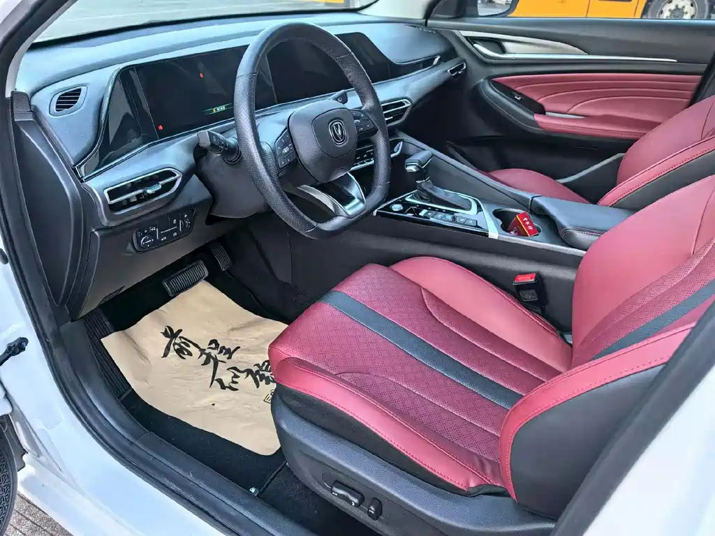 Changan Eado — миниатюра 4