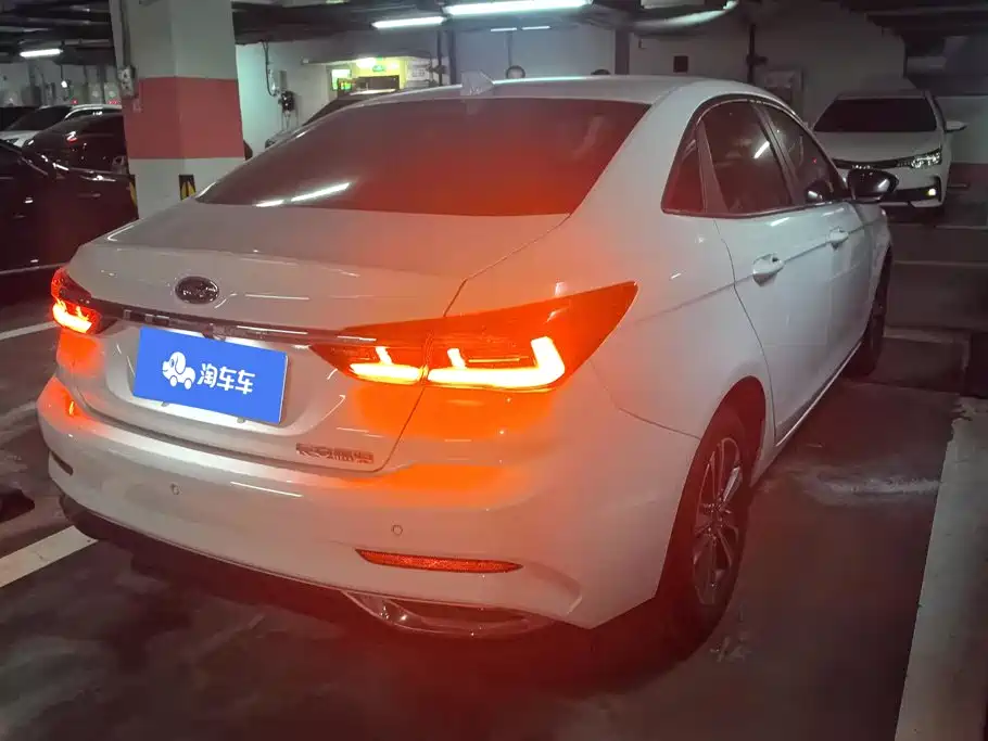 Ford Escort — миниатюра 3