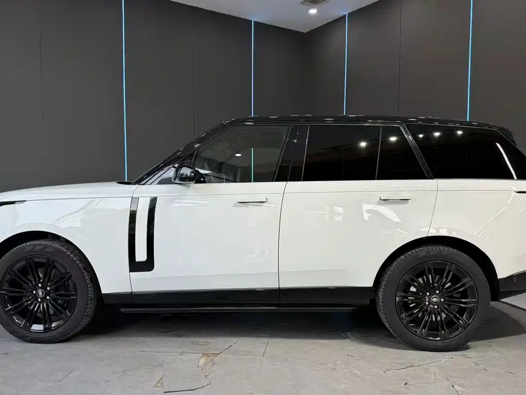 Land Rover Range Rover — миниатюра 4