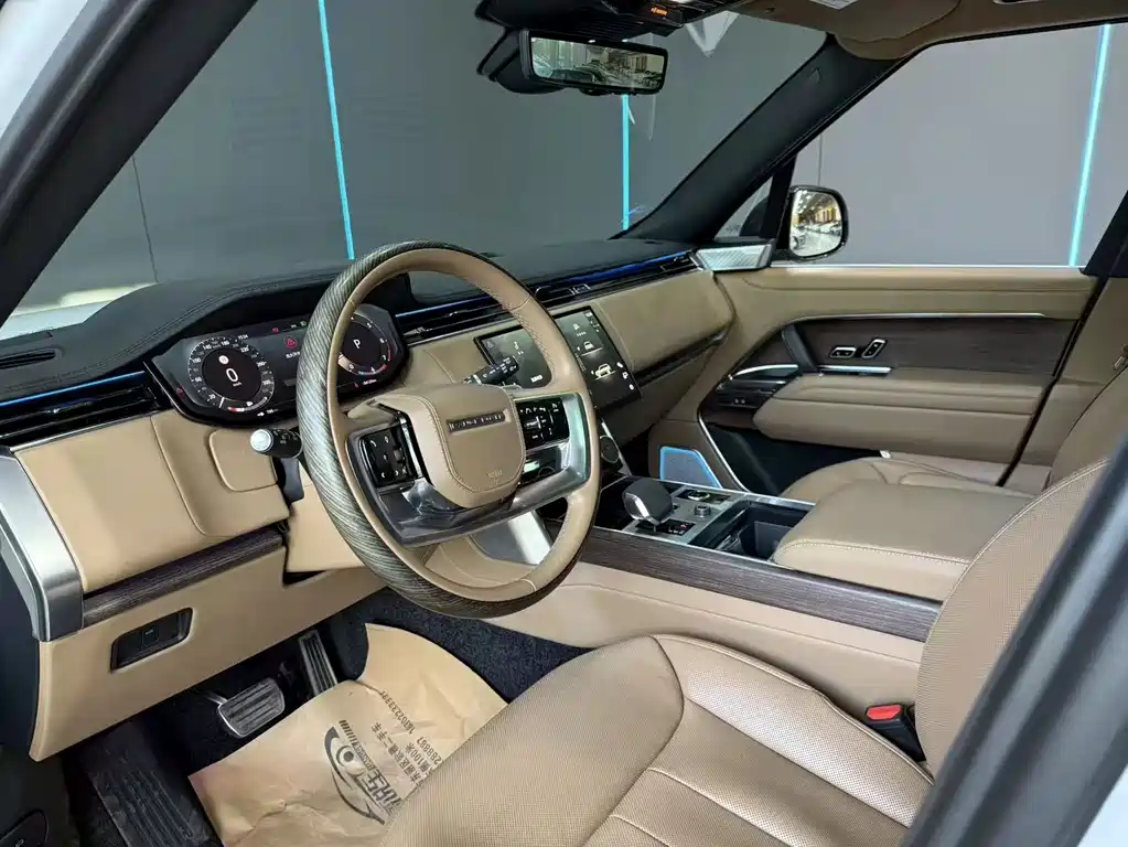 Land Rover Range Rover — миниатюра 10