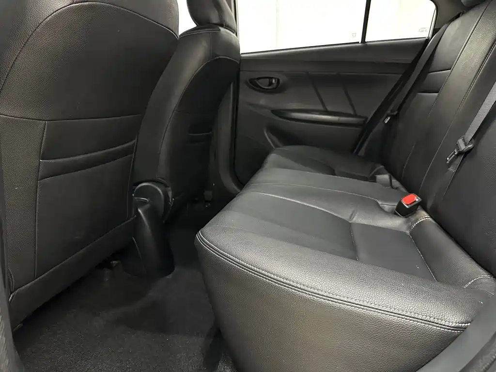 Toyota Vios — миниатюра 8