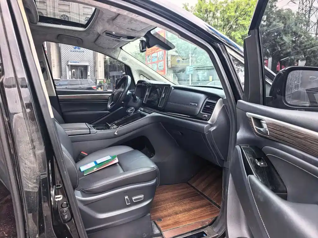 GAC Motor Trumpchi M8 — миниатюра 6