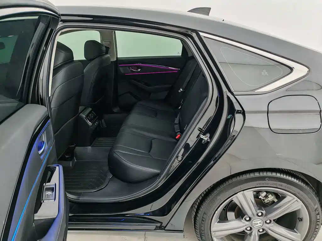 Honda Inspire — миниатюра 10