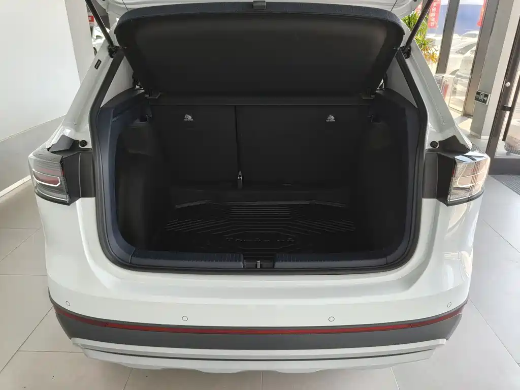 Volkswagen Tharu — миниатюра 15